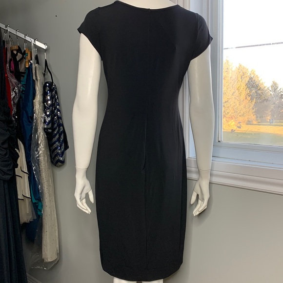 Beautiful Women Casual Dress Floral Print Strectchy Medium 8 - Picture 7 of 9